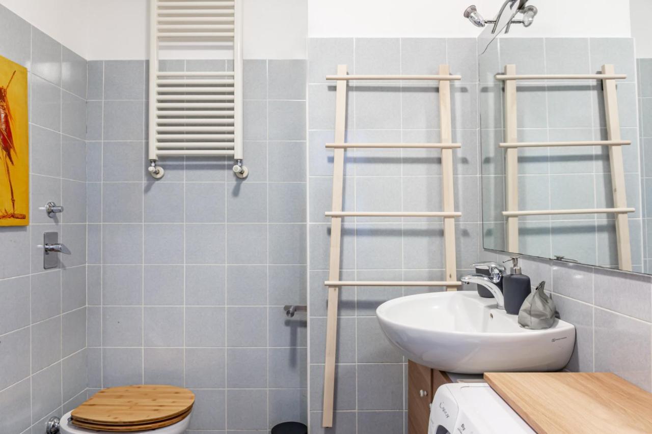 Ferienwohnung Easylife - Accogliente Monolocale In Zona Ripamonti Mailand Exterior foto